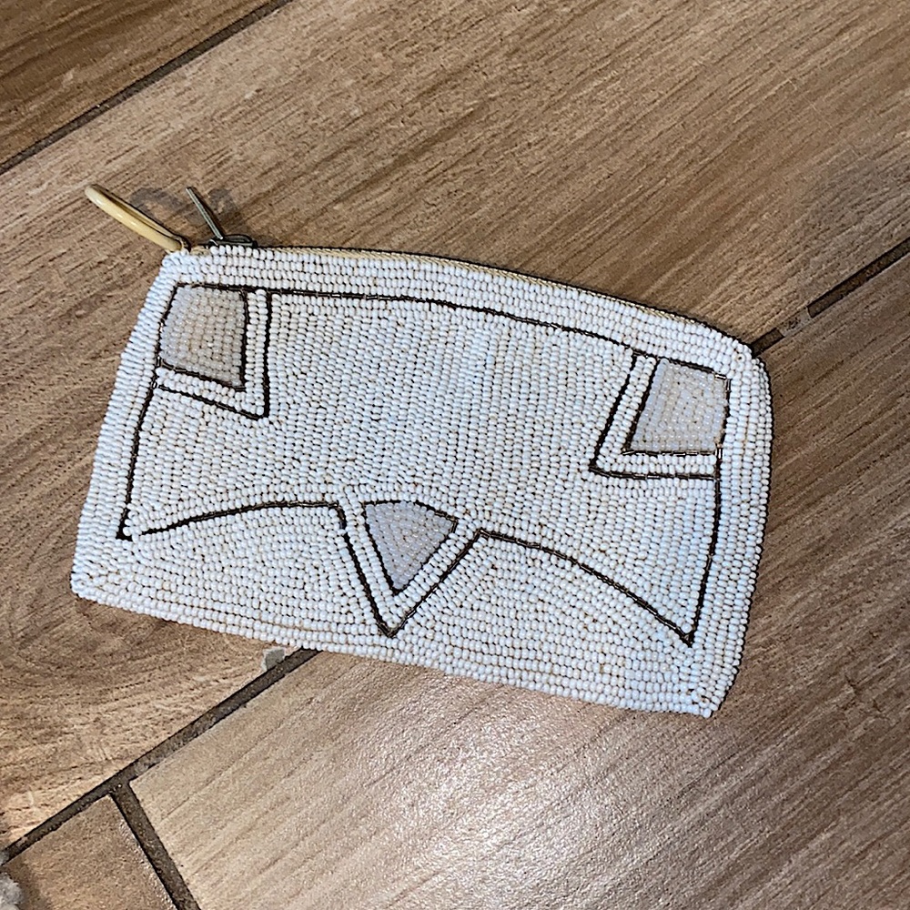 Vintage micro beaded clutch